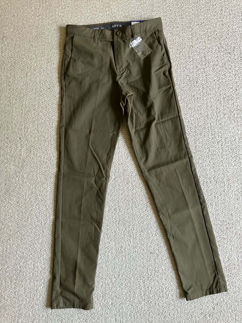 NWT APT.9 Tech Pant: Oliv Forst, 30/32, Slim Fit